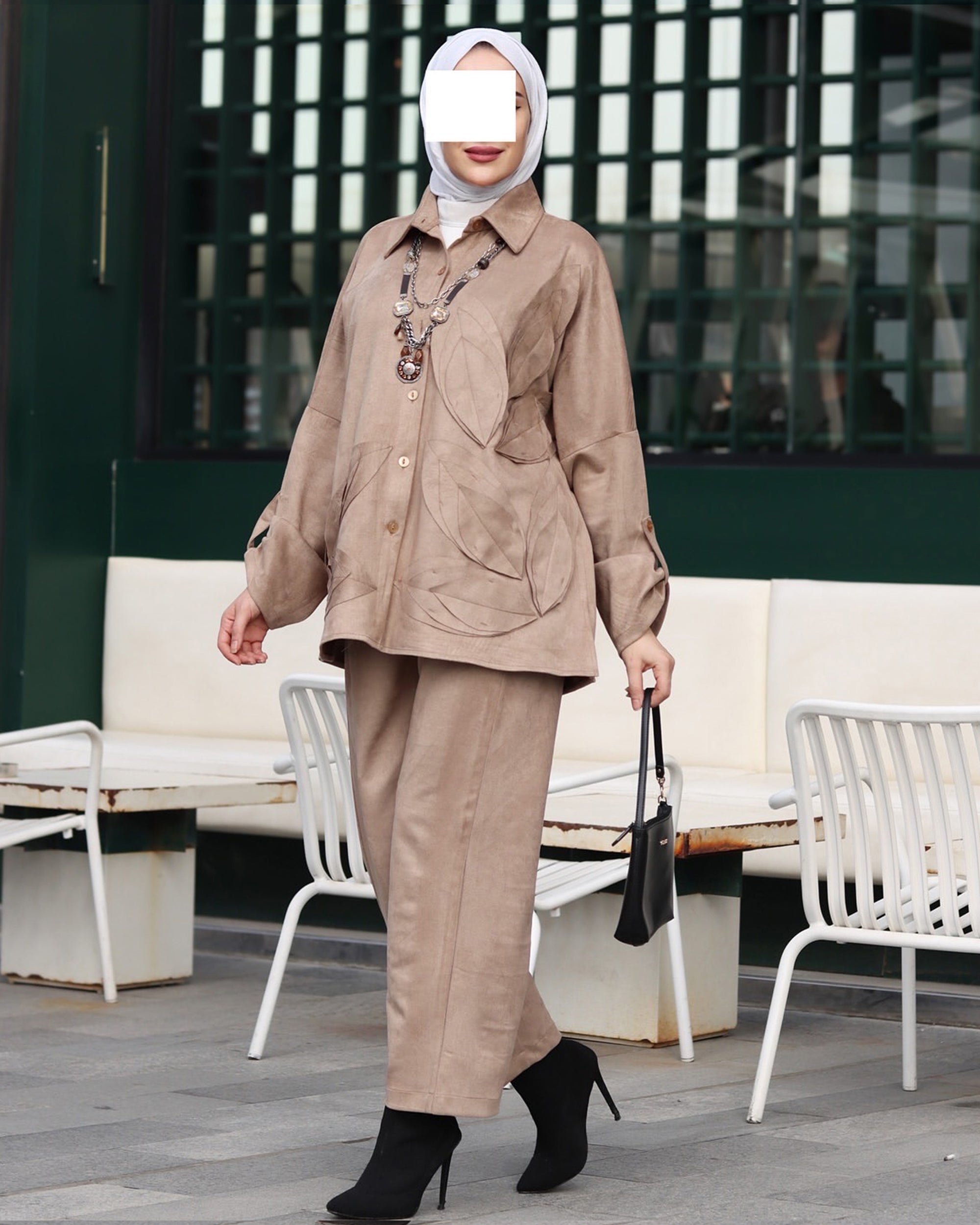 Textured Leaf Chamois Set – Taupe