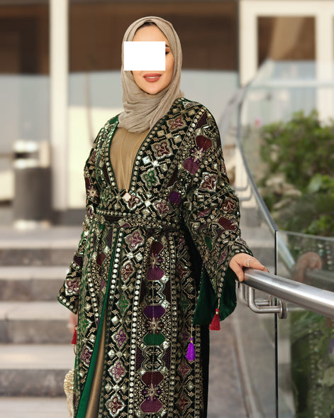 Embroidered Velvet Daraa Set – Emerald Mix