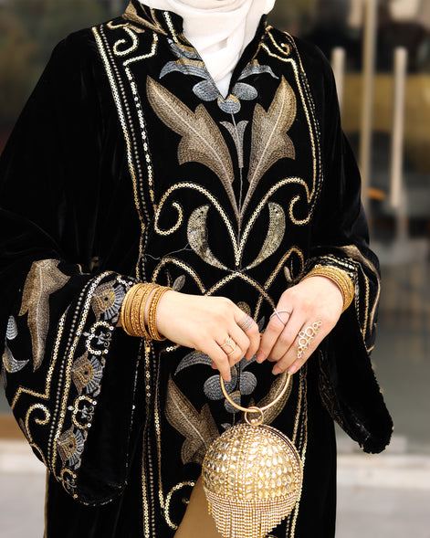Ornate Embroidered Velvet Daraa – Black & Gold