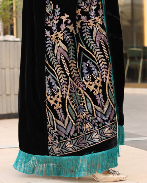 درّاعة مخمل مطرزة قطعتين – أسود بحواف تركواز