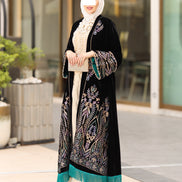 درّاعة مخمل مطرزة قطعتين – أسود بحواف تركواز