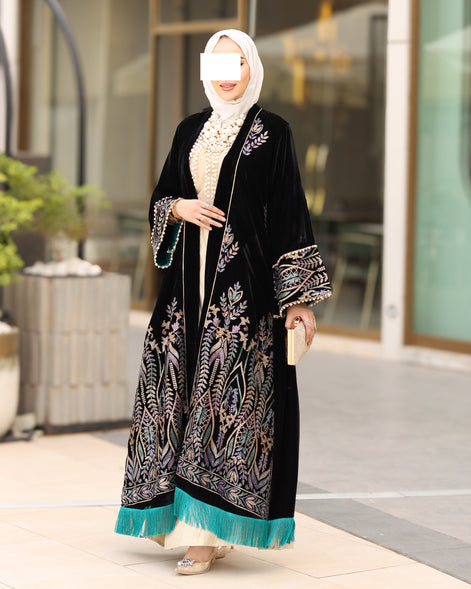 درّاعة مخمل مطرزة قطعتين – أسود بحواف تركواز