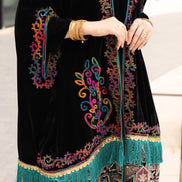 درّاعة مخمل مطرزة قطعتين – أسود وحواف تركواز