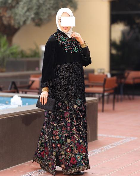 Floral Embroidered Velvet Daraa – Black Multicolor