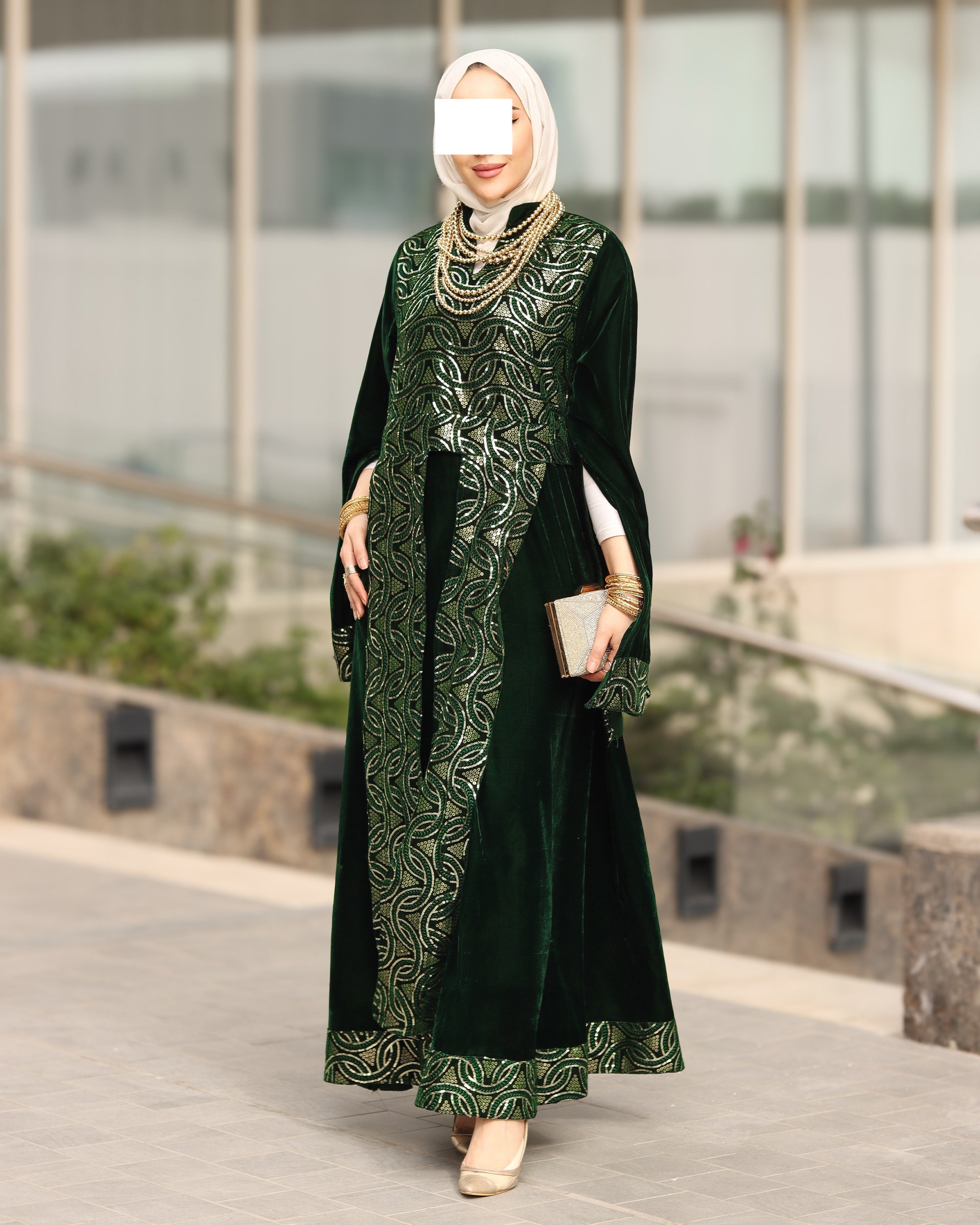 Embroidered Velvet Daraa – Emerald Green