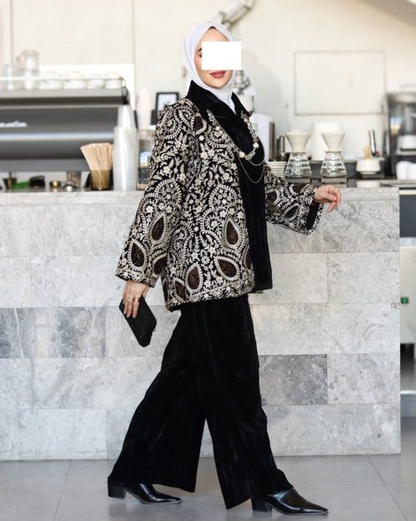 Embroidered Velvet Jacket & Pants Set – Black