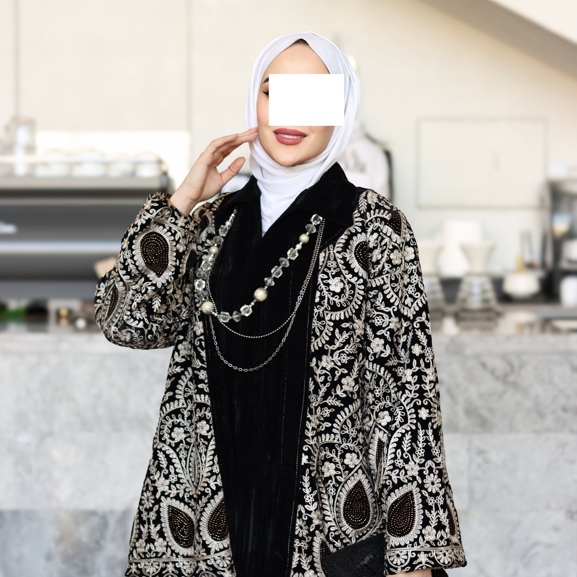 Embroidered Velvet Jacket & Pants Set – Black