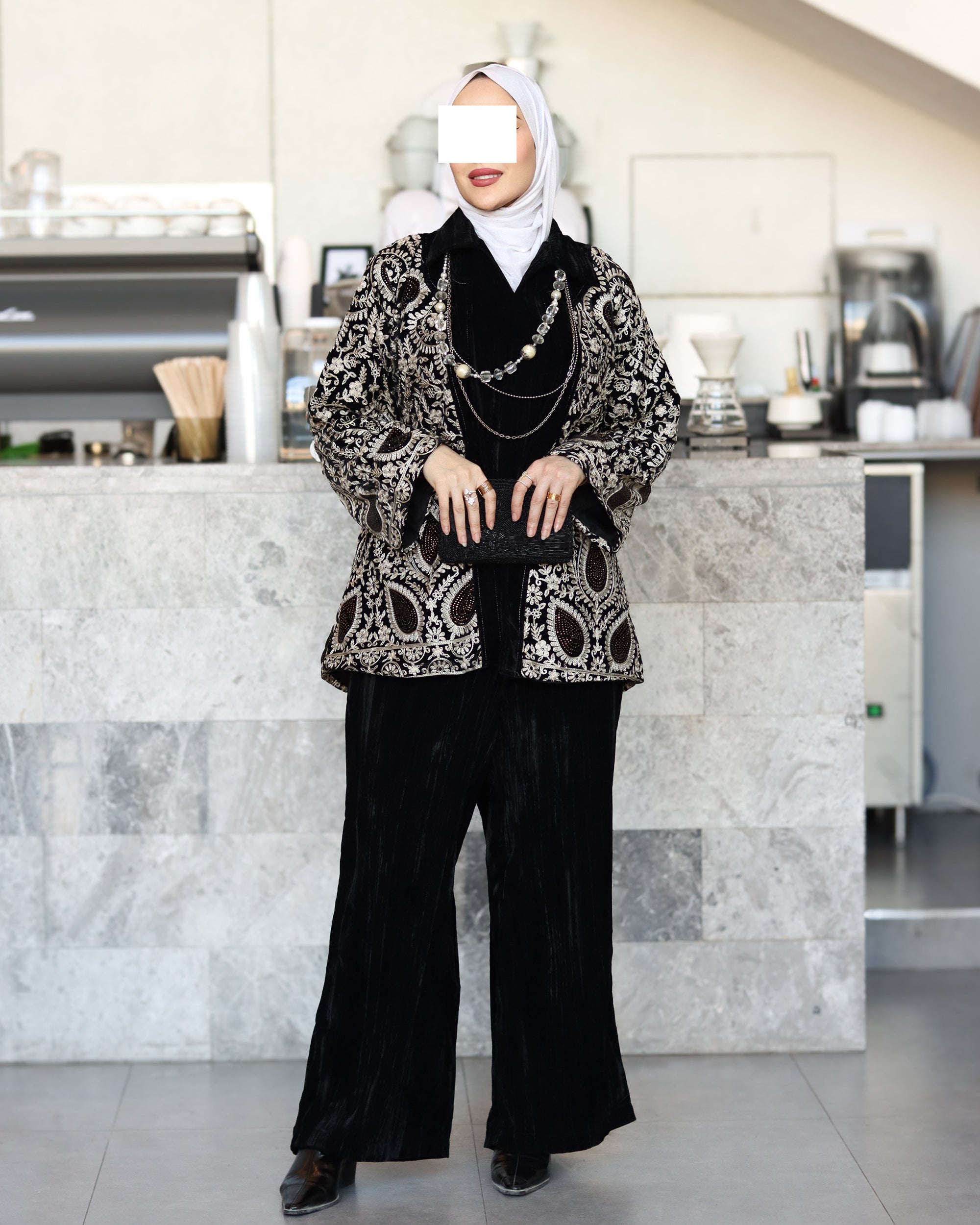 Embroidered Velvet Jacket & Pants Set – Black