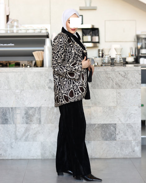 Embroidered Velvet Jacket & Pants Set – Black